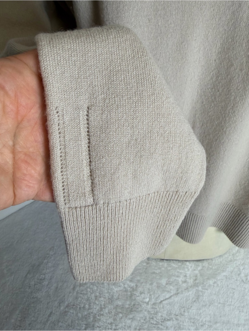 Vince Cashmere Crewneck Sweater Size L - Picture 3 of 14